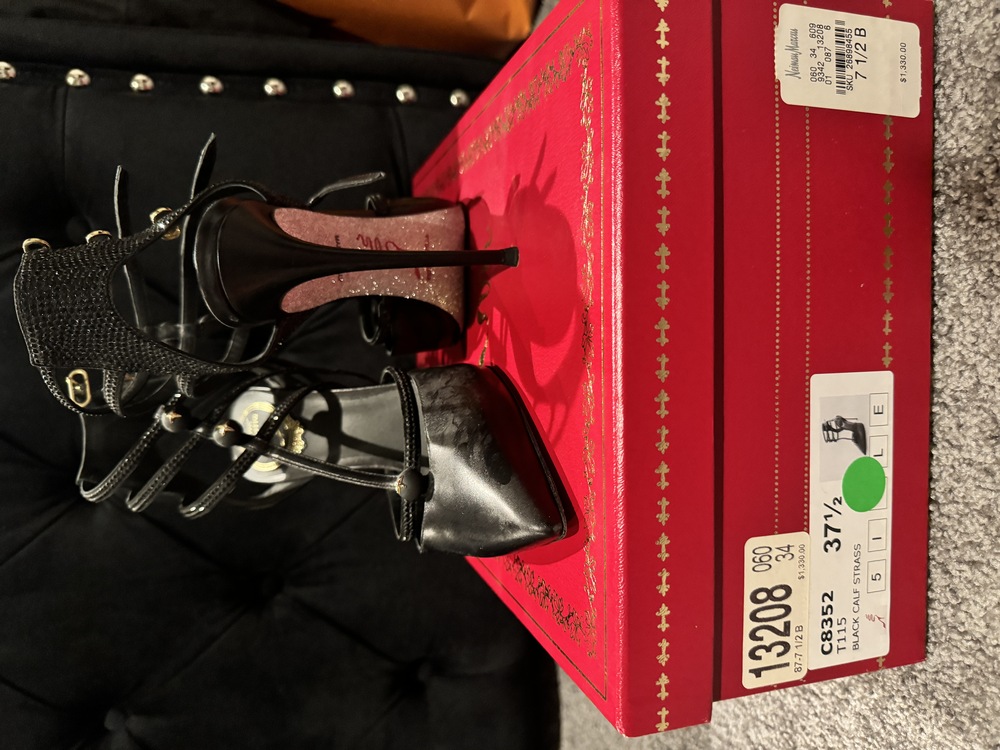 rene caovilla Black dress closed toed shoes